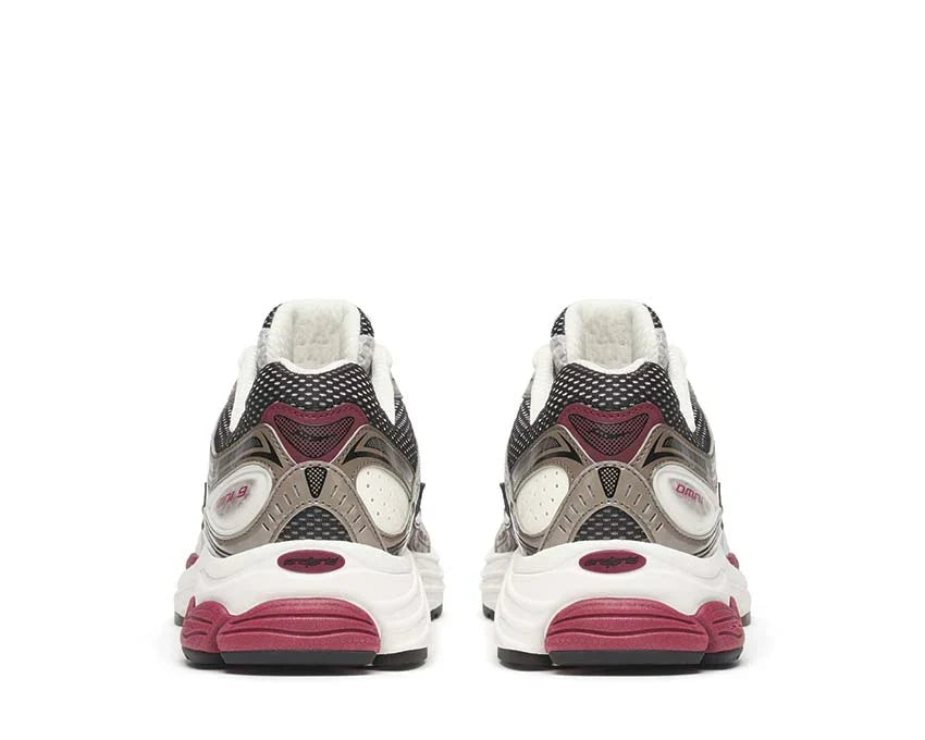Saucony Progrid Omni 9 "Red"